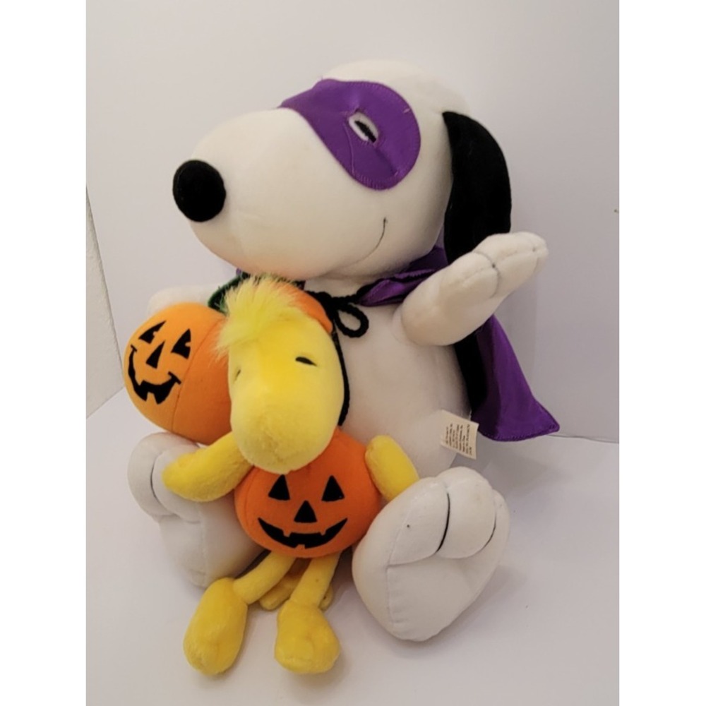 Hallmark Peanuts Snoopy Woodstock Halloween Plush Pumpkin Mask Cape Stuffed Toys